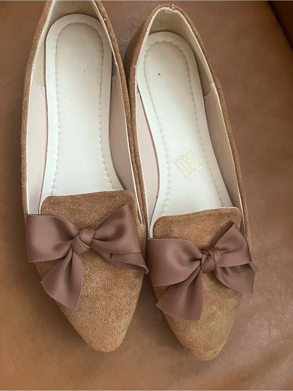 Women’s Ribbon Ballet Flat light Comfortable Shoes Sz 10 Cognac Pointed-Toe